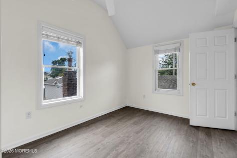 17 Brevent Avenue Leonardo NJ 07737