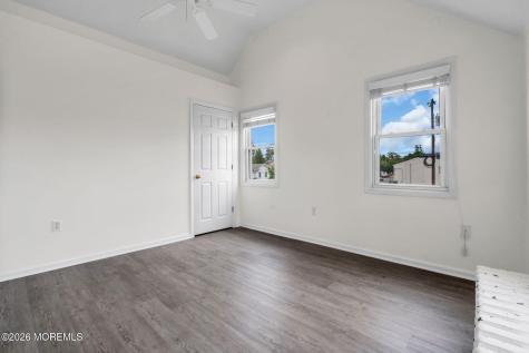 17 Brevent Avenue Leonardo NJ 07737