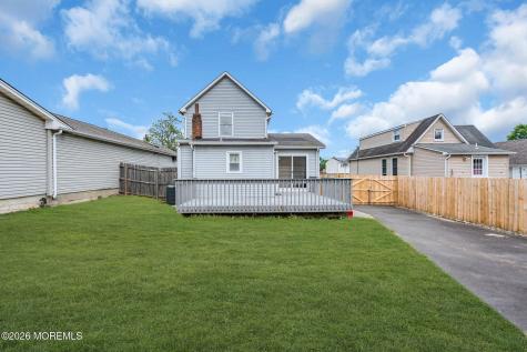 17 Brevent Avenue Leonardo NJ 07737