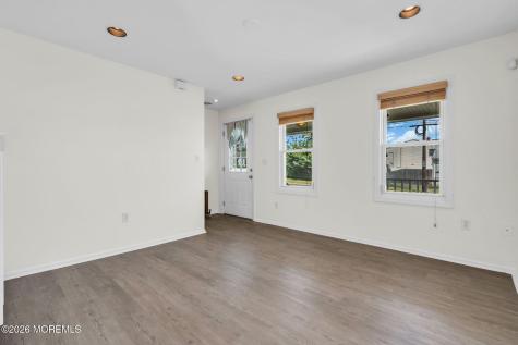 17 Brevent Avenue Leonardo NJ 07737