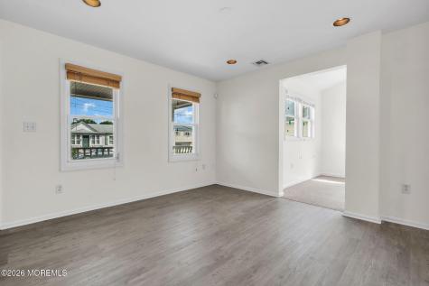 17 Brevent Avenue Leonardo NJ 07737