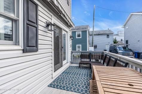 102 W Spray Way Lavallette NJ 08735