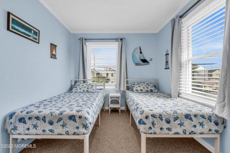 102 W Spray Way Lavallette NJ 08735