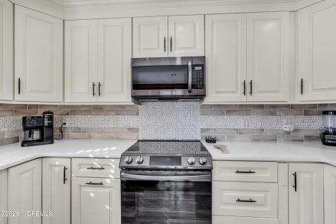 102 W Spray Way Lavallette NJ 08735