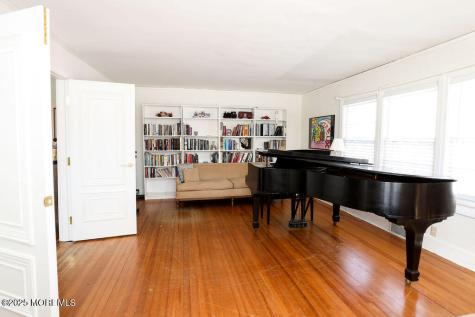 17 Beach Road Monmouth Beach NJ 07750