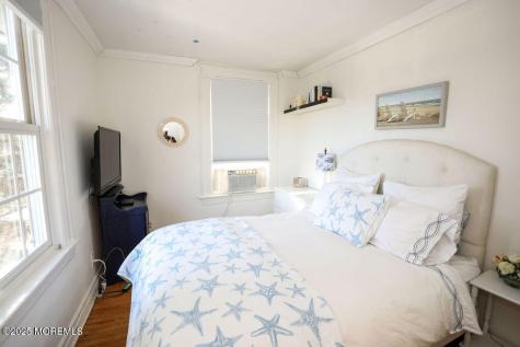 17 Beach Road Monmouth Beach NJ 07750
