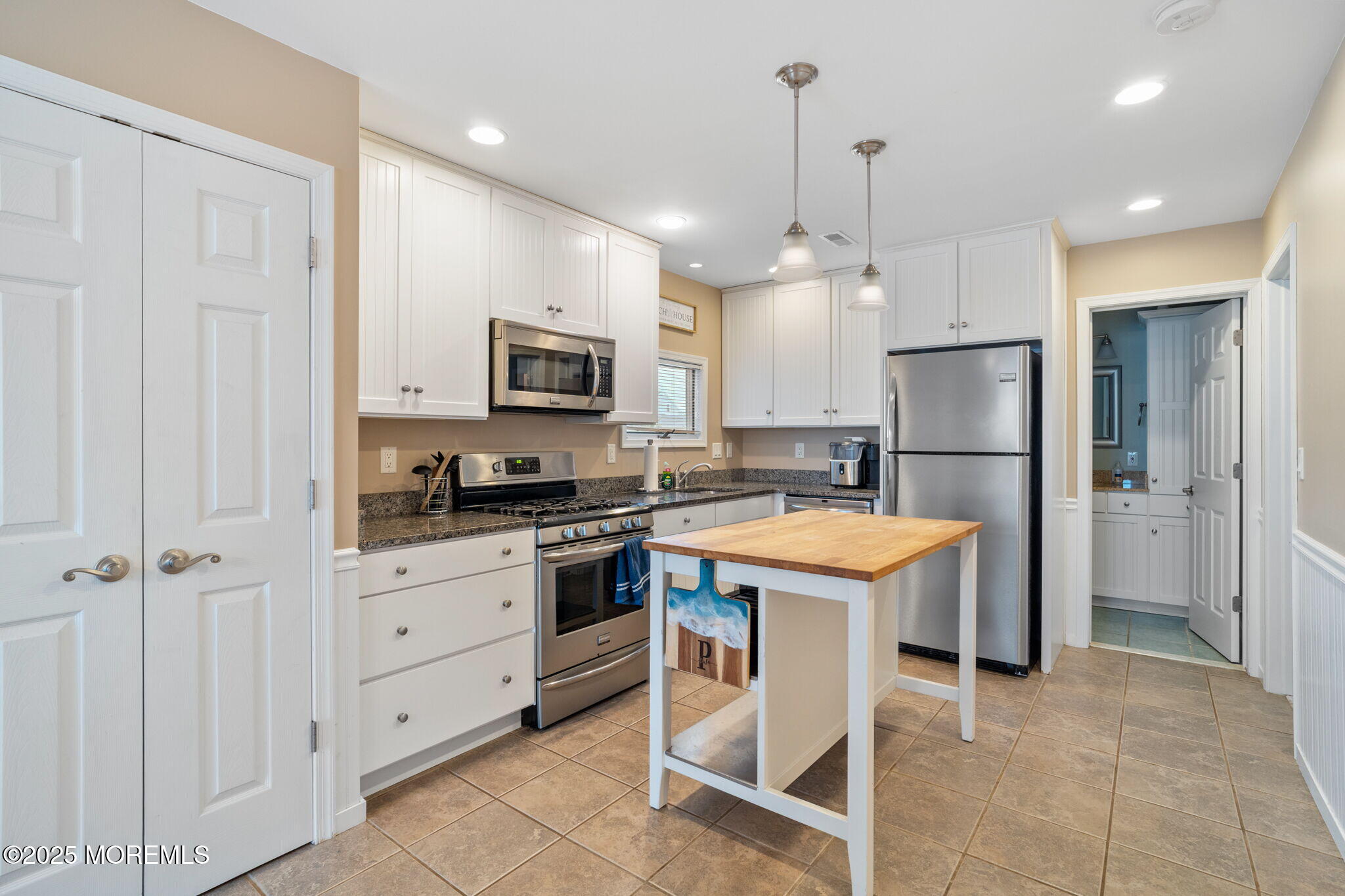 60 Mary Alice Road Manahawkin NJ 08050