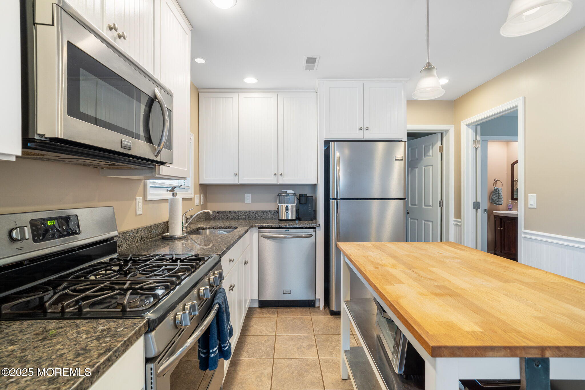 60 Mary Alice Road Manahawkin NJ 08050
