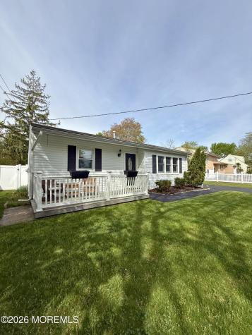 878 Salem Drive Toms River NJ 08753