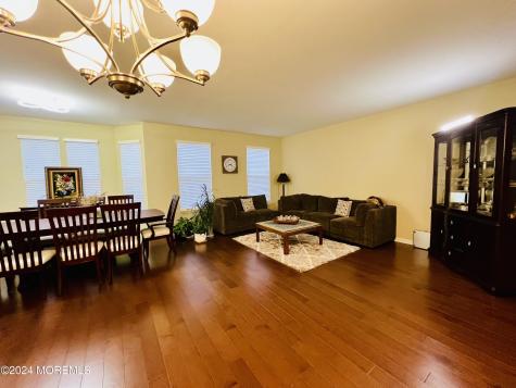 301 Princeton Court Shrewsbury Boro NJ 07702