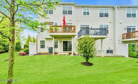 301 Princeton Court Shrewsbury Boro NJ 07702