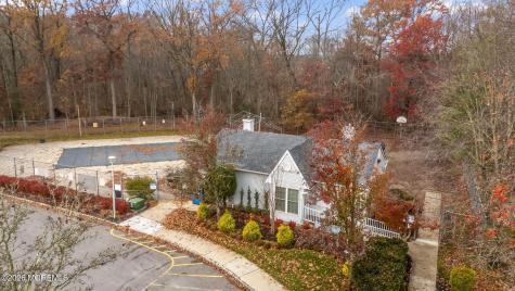 761 Banyan Court Morganville NJ 07751