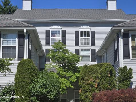 761 Banyan Court Morganville NJ 07751