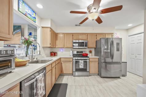 761 Banyan Court Morganville NJ 07751