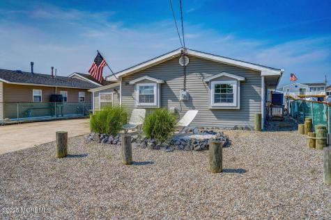 28 S Los Angeles Drive Little Egg Harbor NJ 08087