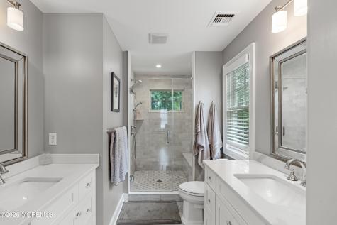 15 Shrewsbury Drive Monmouth Beach NJ 07750