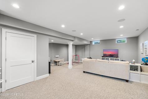 15 Shrewsbury Drive Monmouth Beach NJ 07750