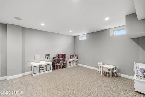 15 Shrewsbury Drive Monmouth Beach NJ 07750