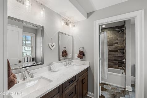 15 Shrewsbury Drive Monmouth Beach NJ 07750