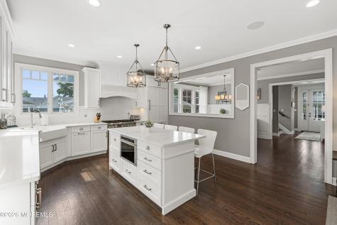 15 Shrewsbury Drive Monmouth Beach NJ 07750