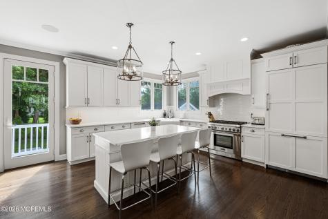 15 Shrewsbury Drive Monmouth Beach NJ 07750