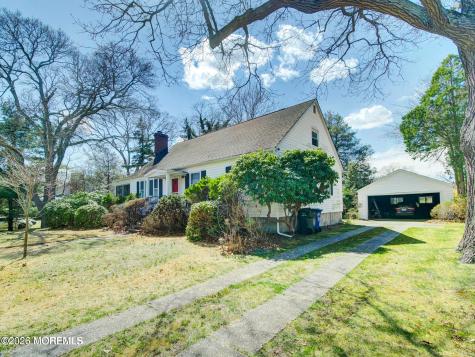 224 Chatham Avenue Oakhurst NJ 07755