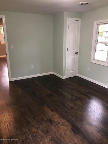 32 Frazee Place Keansburg NJ 07734