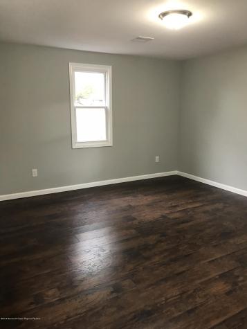 32 Frazee Place Keansburg NJ 07734