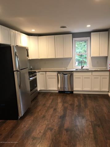 32 Frazee Place Keansburg NJ 07734