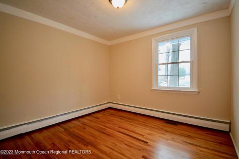 198 Elmwood Road Oakhurst NJ 07755