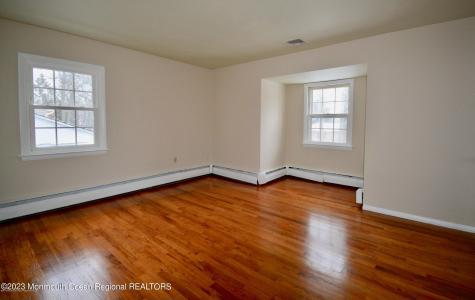 198 Elmwood Road Oakhurst NJ 07755