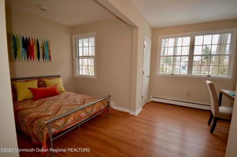 198 Elmwood Road Oakhurst NJ 07755