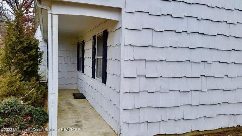 198 Elmwood Road Oakhurst NJ 07755