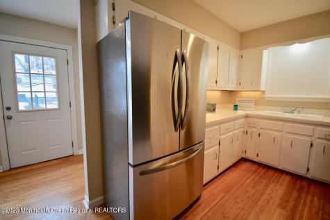 198 Elmwood Road Oakhurst NJ 07755