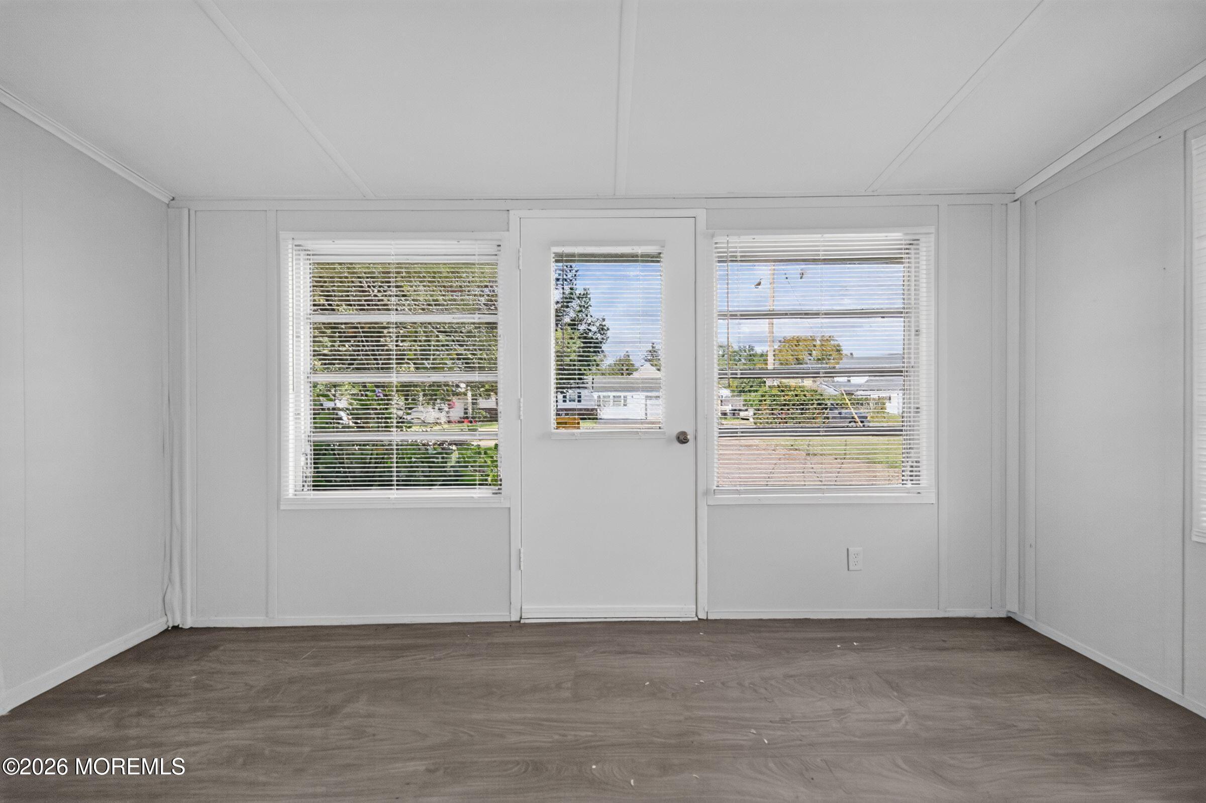 22 Oldfield Place Red Bank NJ 07701