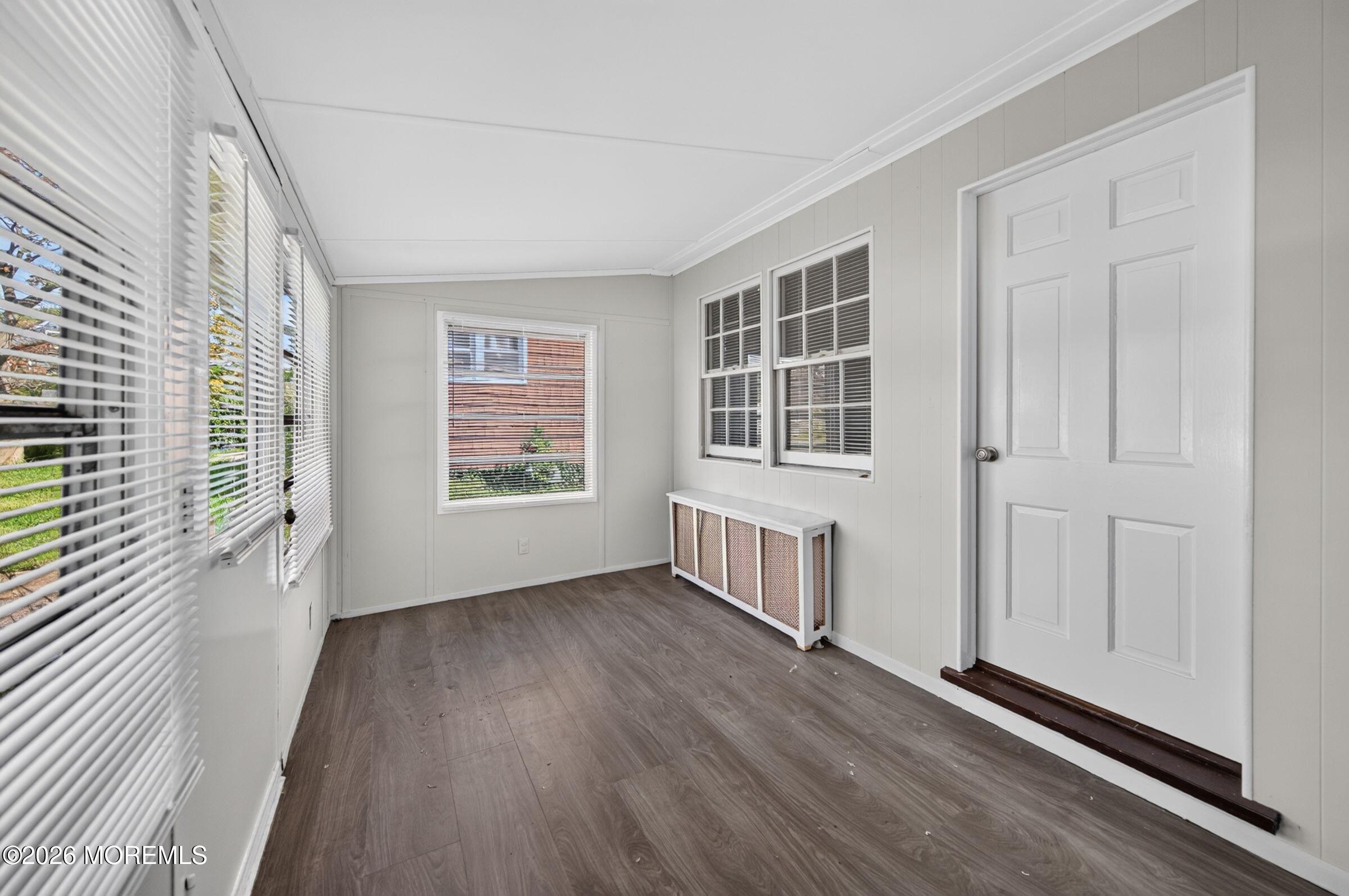 22 Oldfield Place Red Bank NJ 07701