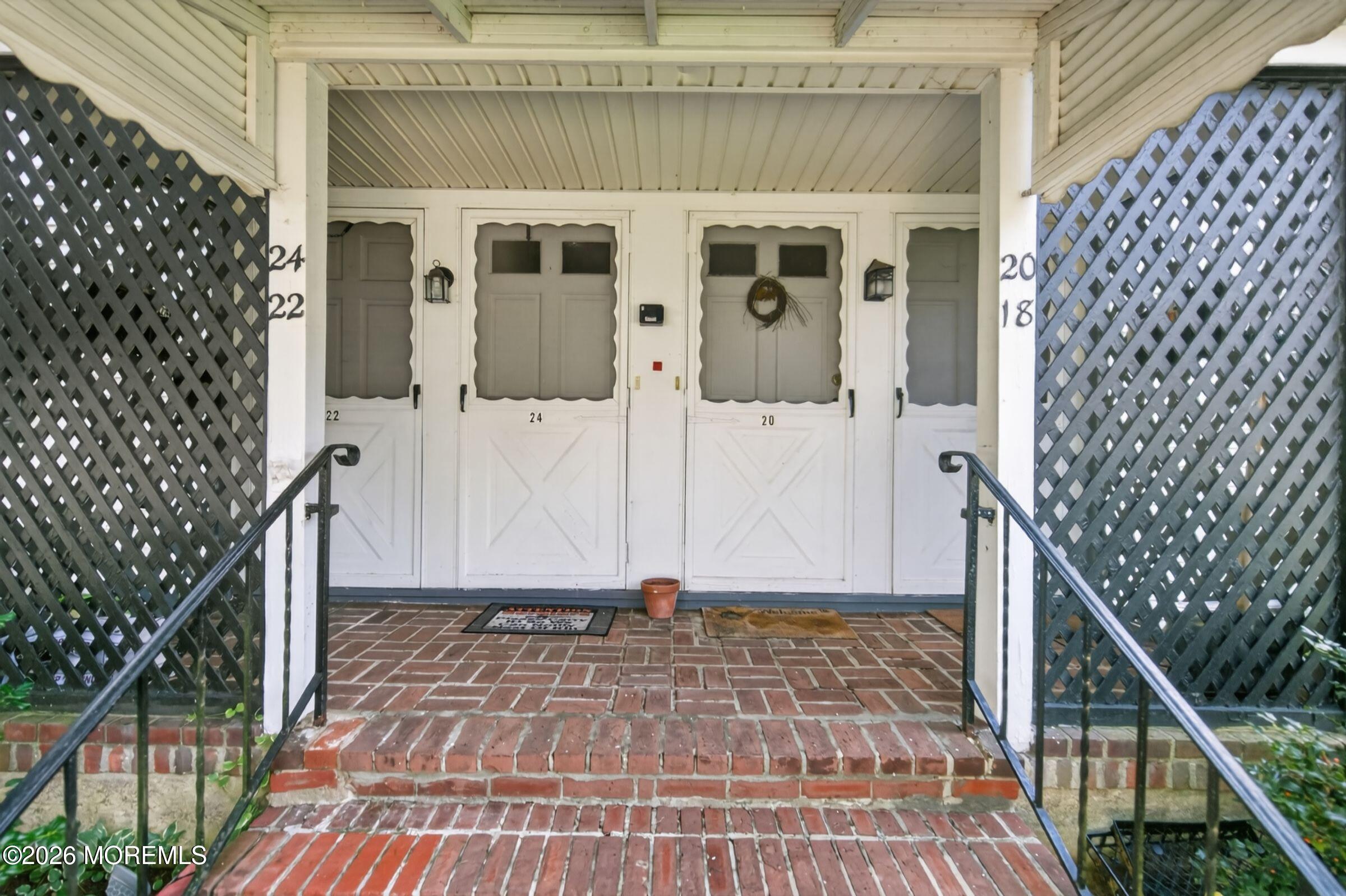 22 Oldfield Place Red Bank NJ 07701