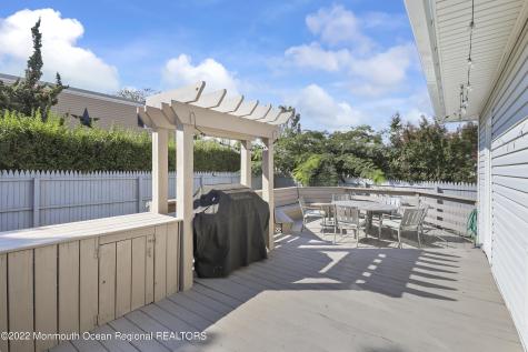8 Arthur Avenue Long Branch NJ 07740