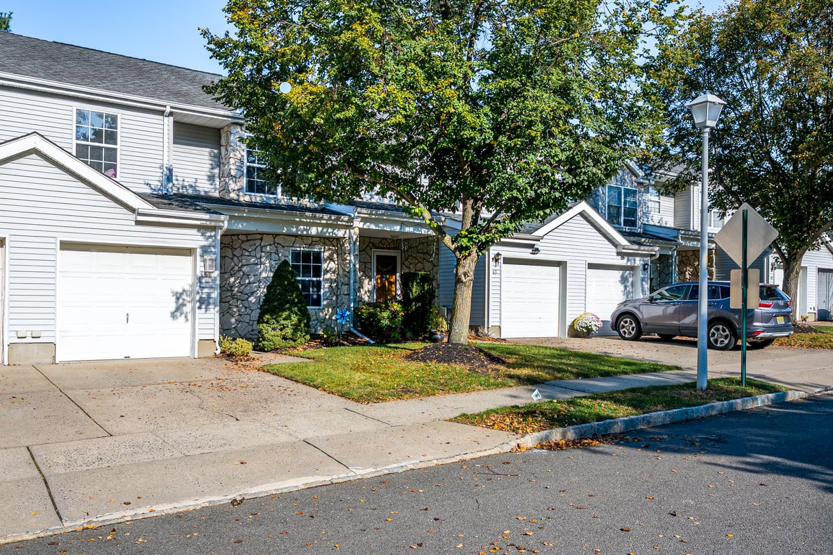 61 Sand Hill Road Jamesburg NJ 08831