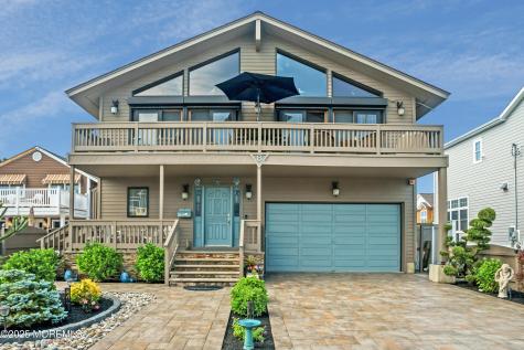 8 Ortley Avenue Lavallette NJ 08735