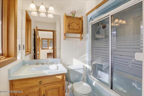 8 Ortley Avenue Lavallette NJ 08735