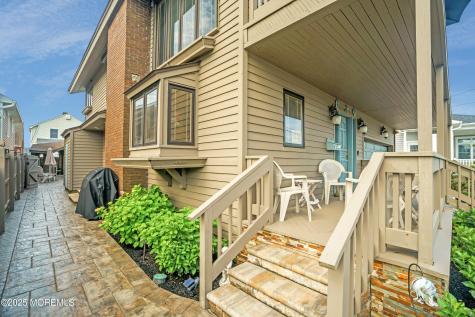 8 Ortley Avenue Lavallette NJ 08735