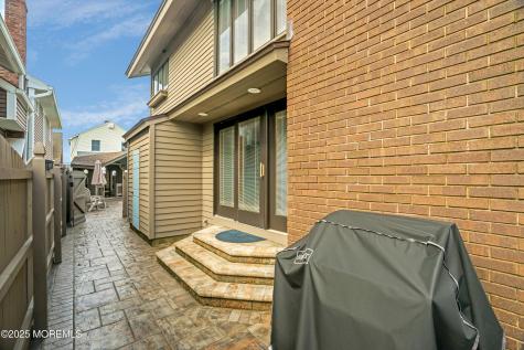 8 Ortley Avenue Lavallette NJ 08735