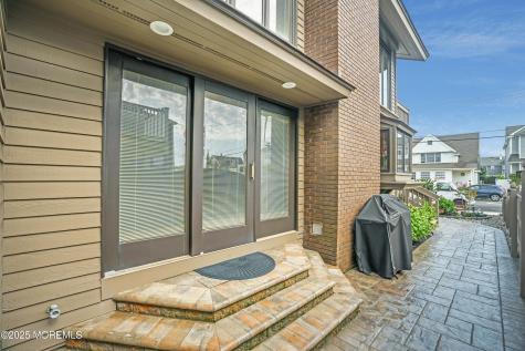 8 Ortley Avenue Lavallette NJ 08735