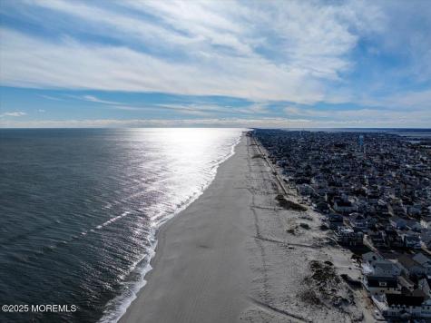 8 Ortley Avenue Lavallette NJ 08735