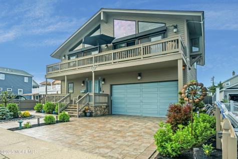 8 Ortley Avenue Lavallette NJ 08735