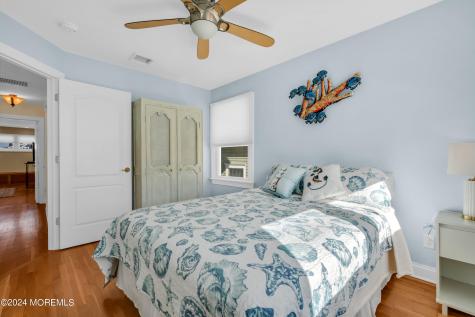 18 Meadow Avenue Manasquan NJ 08736