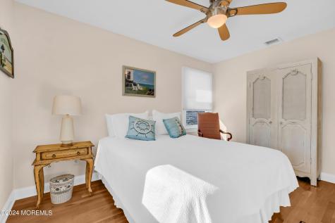18 Meadow Avenue Manasquan NJ 08736