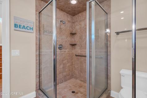 18 Meadow Avenue Manasquan NJ 08736