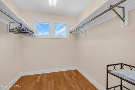 18 Meadow Avenue Manasquan NJ 08736